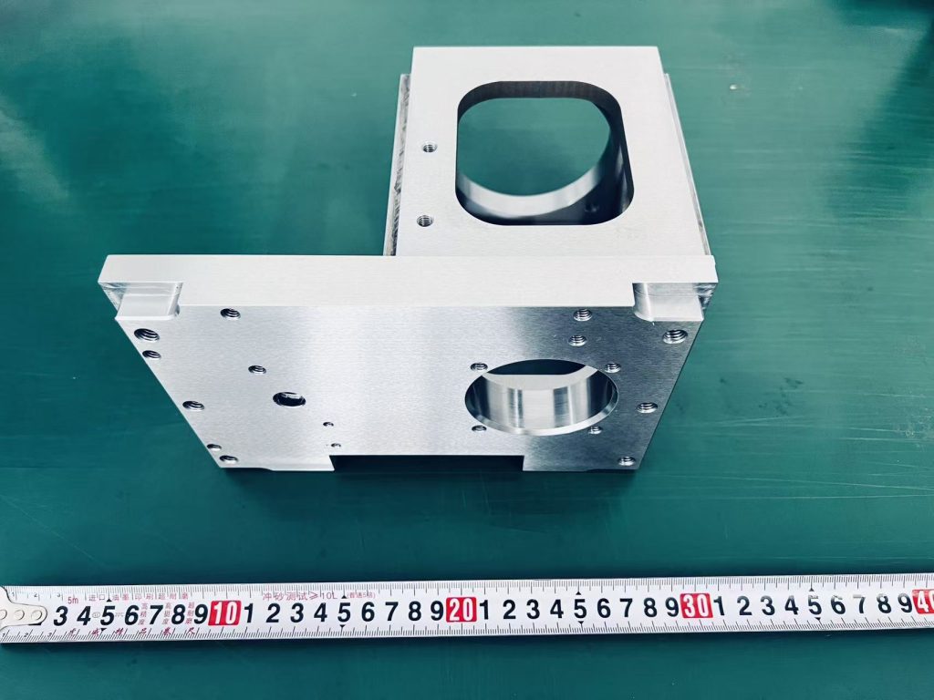 Heavy-Duty Bearing Support Bracket - CNC Milled & Bored-hongyuan machinery